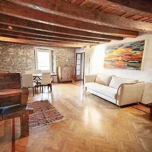 Flora Inn, Namaste - Vista Colli Apartament Bergamo
